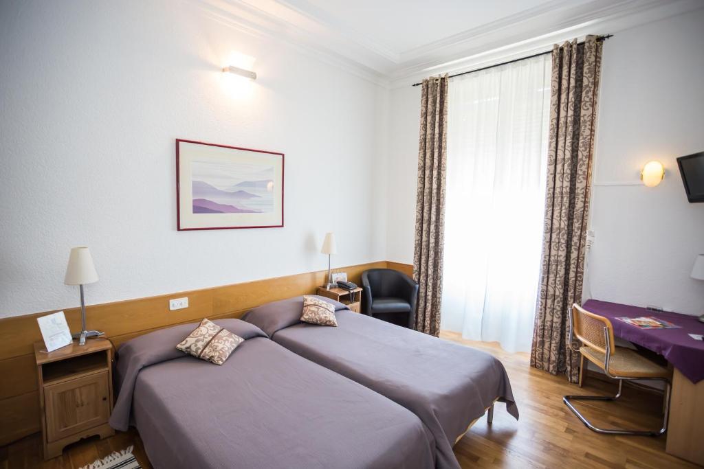 Hotel Des Tourelles Cenevre Oda fotoğraf