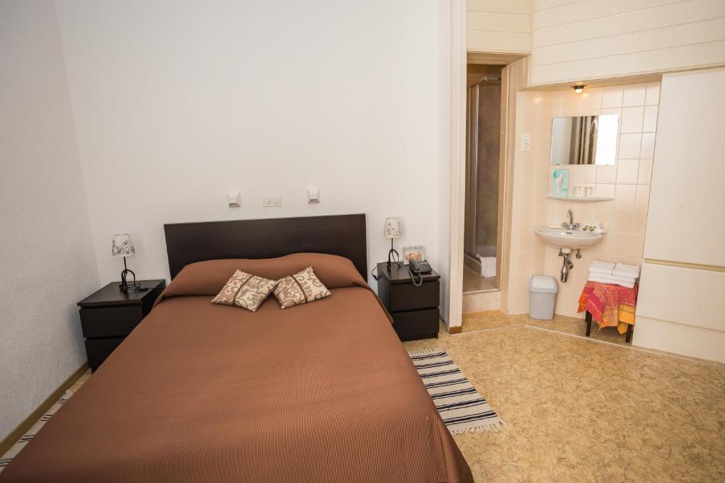 Hotel Des Tourelles Cenevre Oda fotoğraf